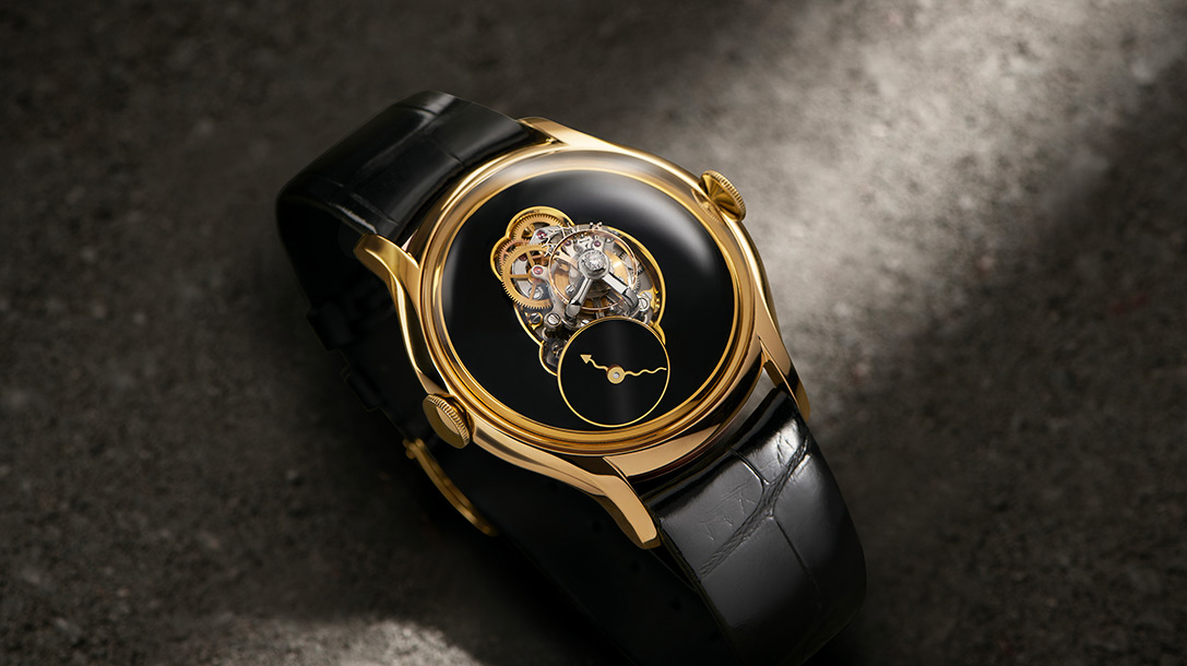 Новинка от MB&F: часы LM FlyingT Onyx с золотым корпусом